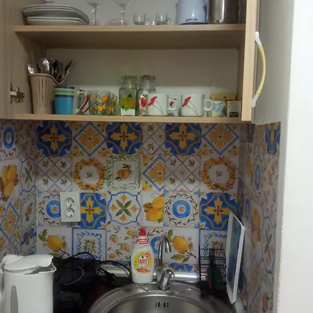 Isidora Gostinjska kuća